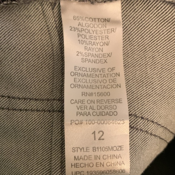 Democracy Jeans - Picture 4 of 7